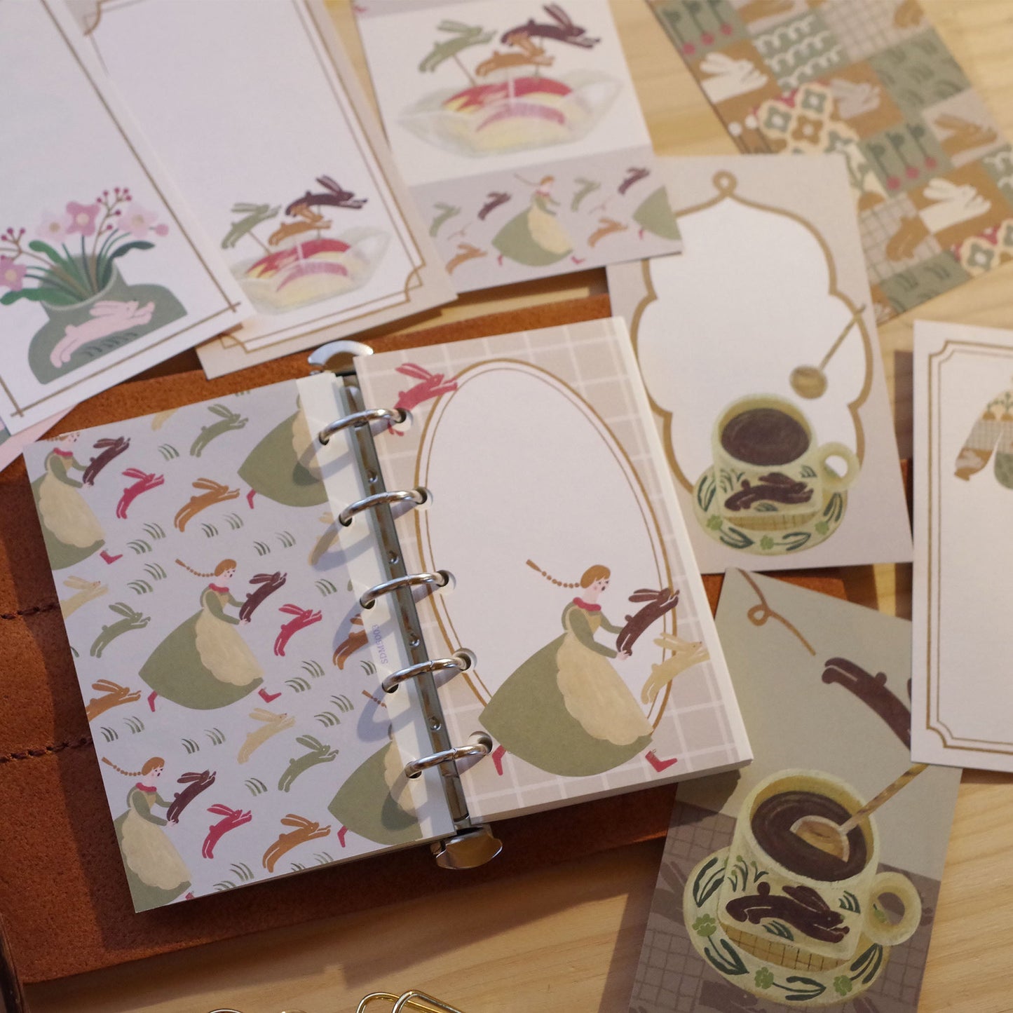 うさぎうさぎどこへゆく ちいさなフレームメモ