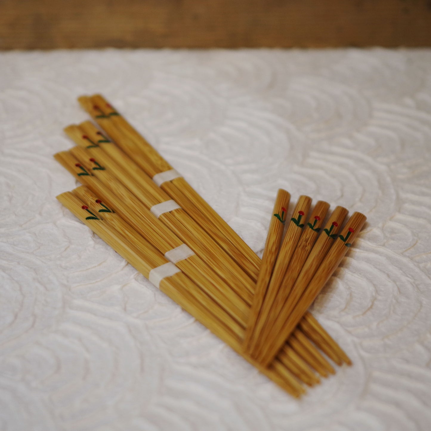 竹でそろえる 花咲くお箸