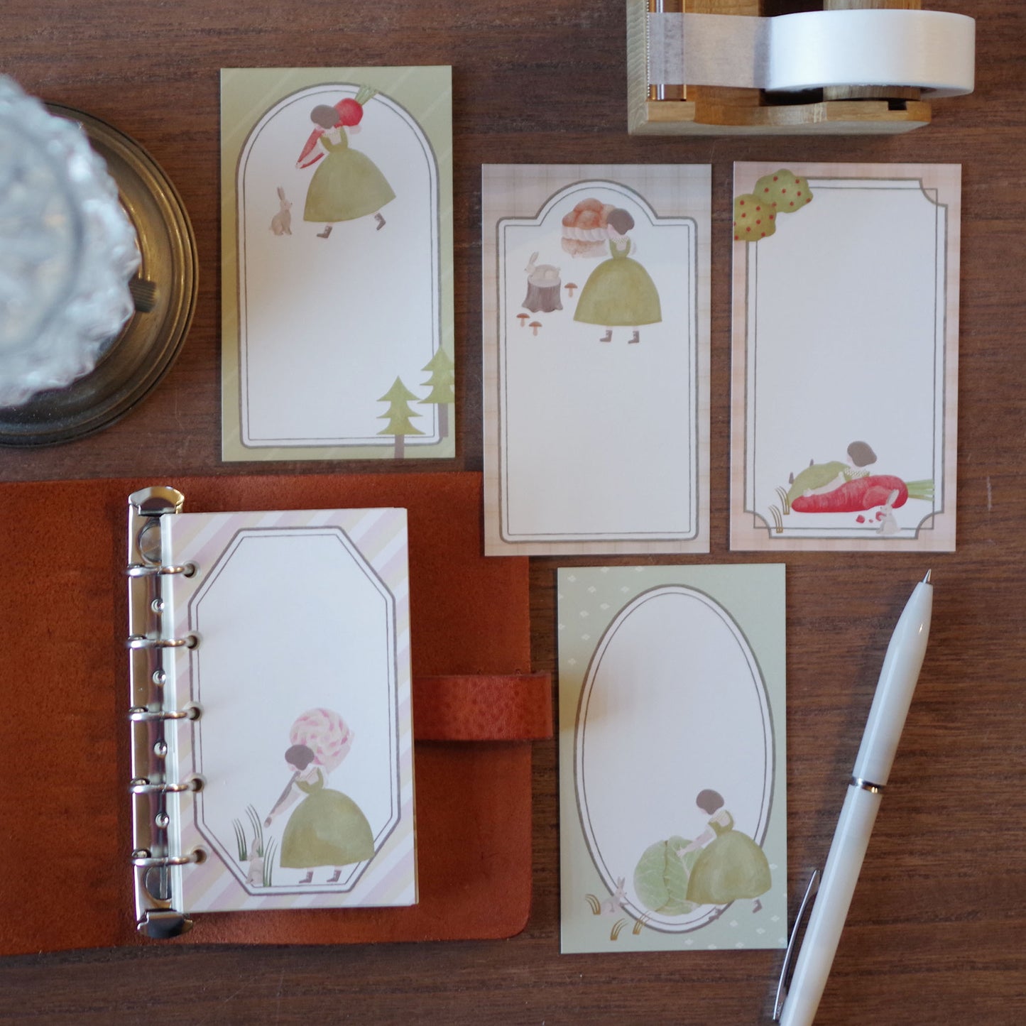 こちらはいかが？ ちいさなフレームメモ