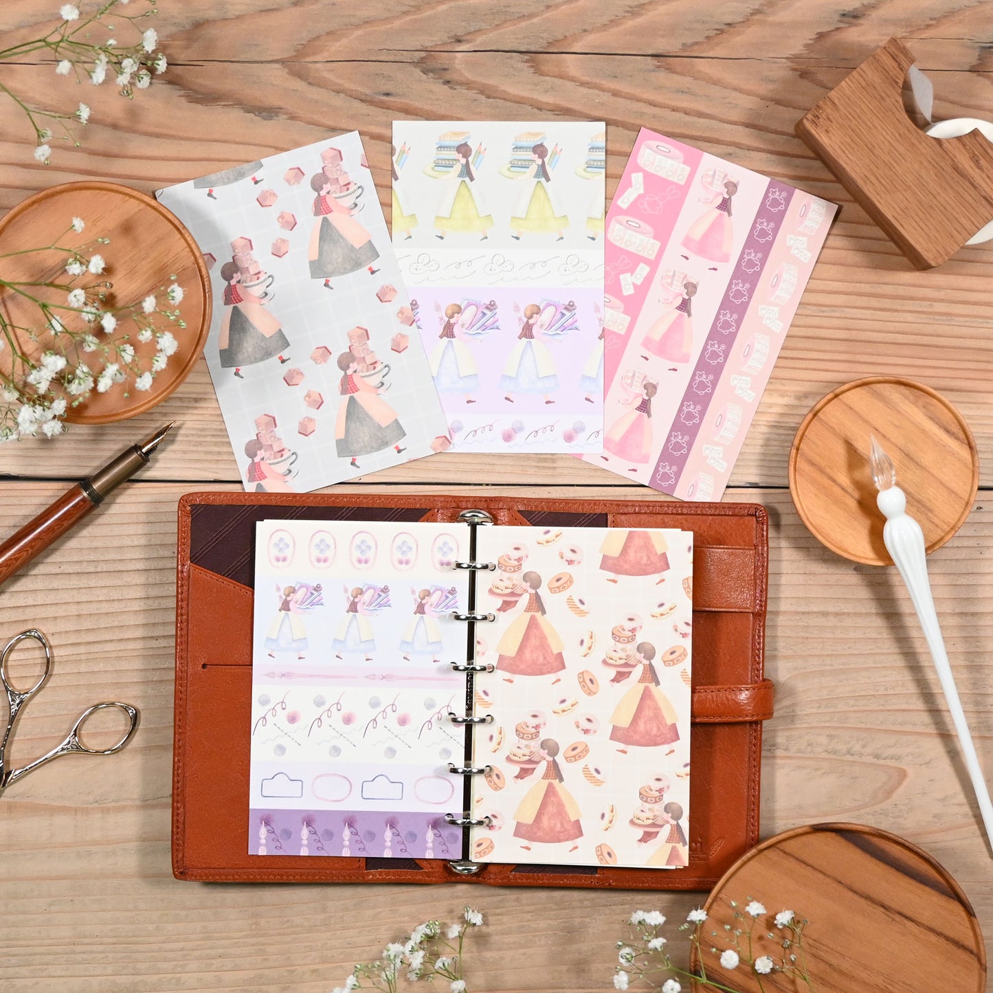 Take plenty of stationery with you: Notepad Blend