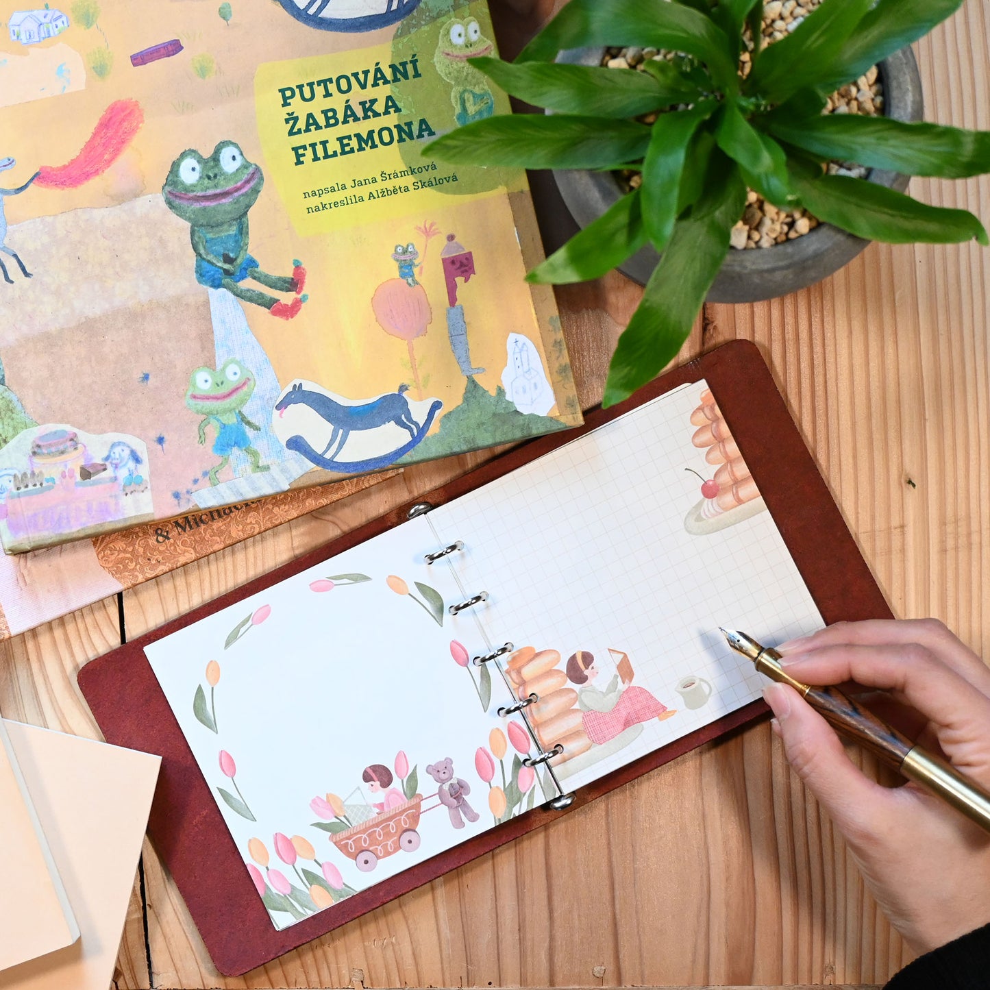 Anywhere Reading Square Memo Pad
