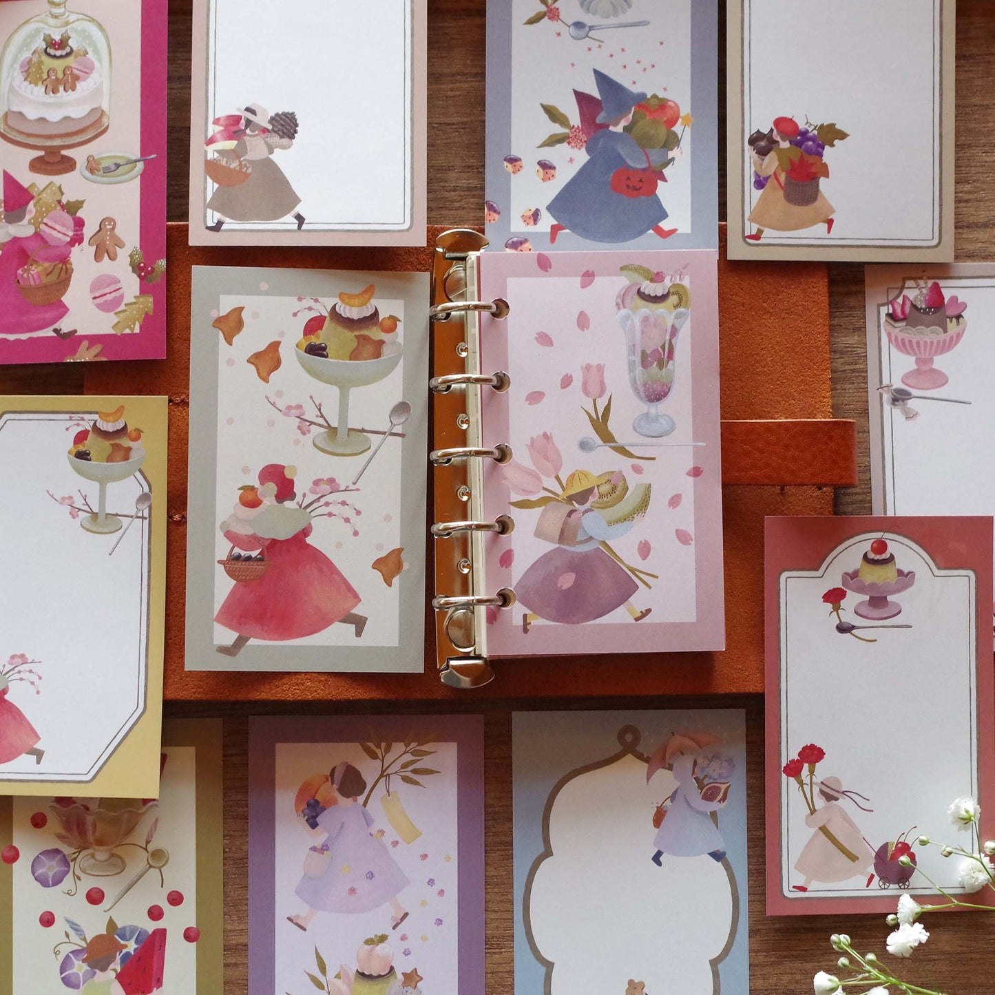 12ヶ月の特製プリン ちいさなフレームメモ