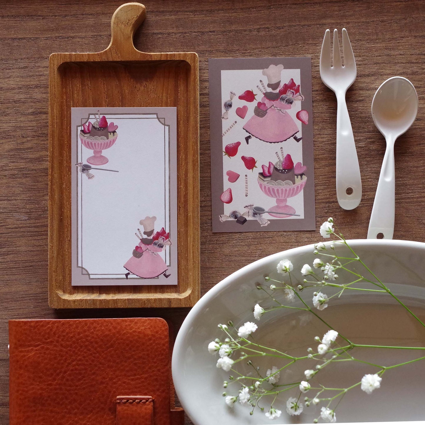 12ヶ月の特製プリン ちいさなフレームメモ