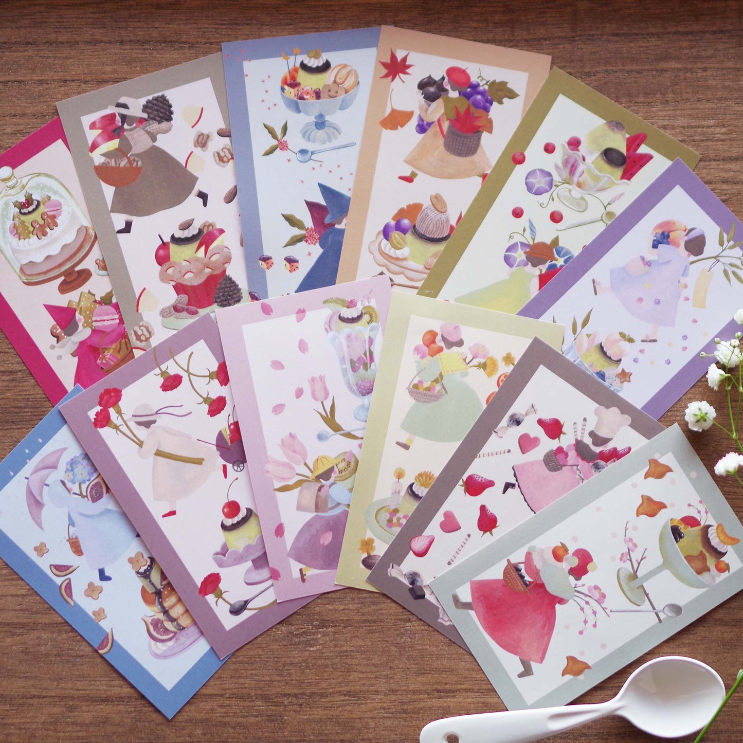 12ヶ月の特製プリン ちいさなフレームメモ