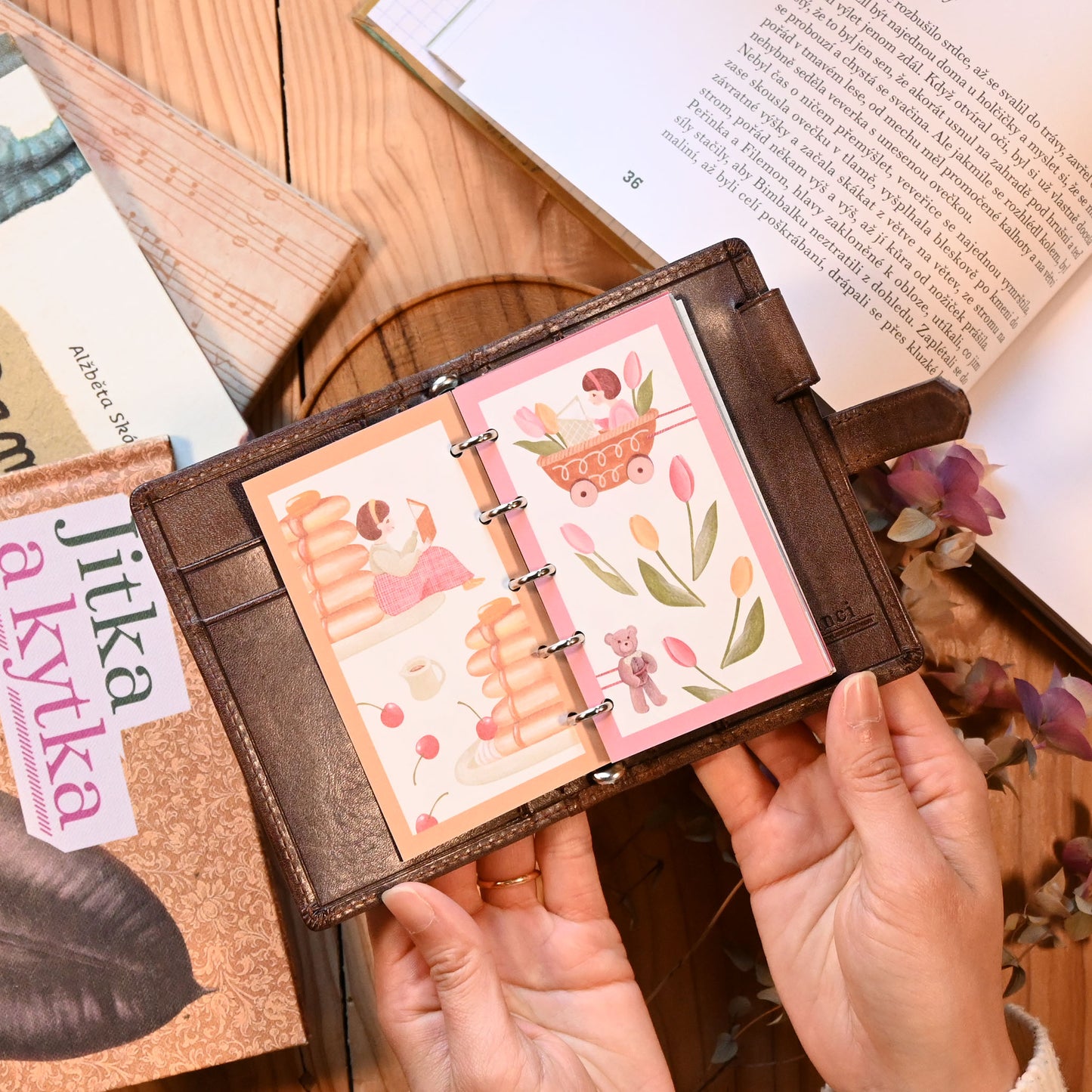 どこでも読書 ちいさなフレームメモ