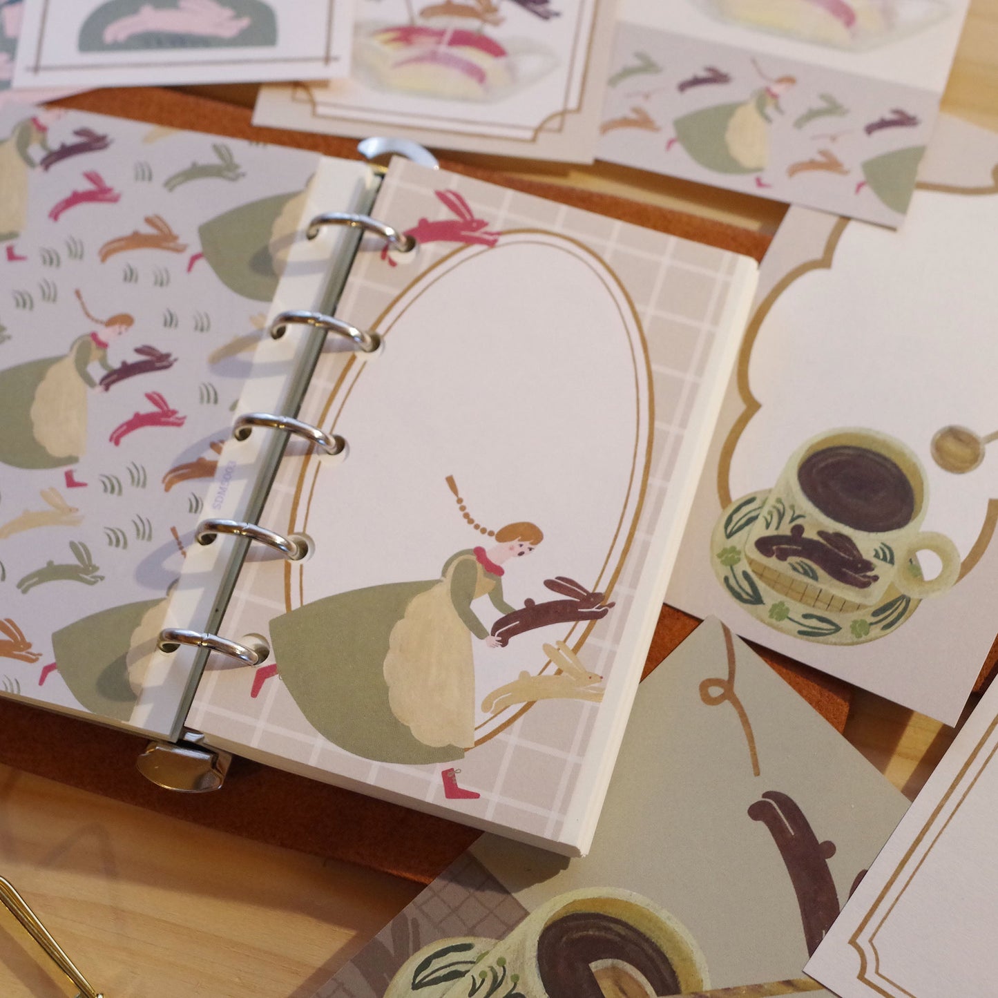 うさぎうさぎどこへゆく ちいさなフレームメモ